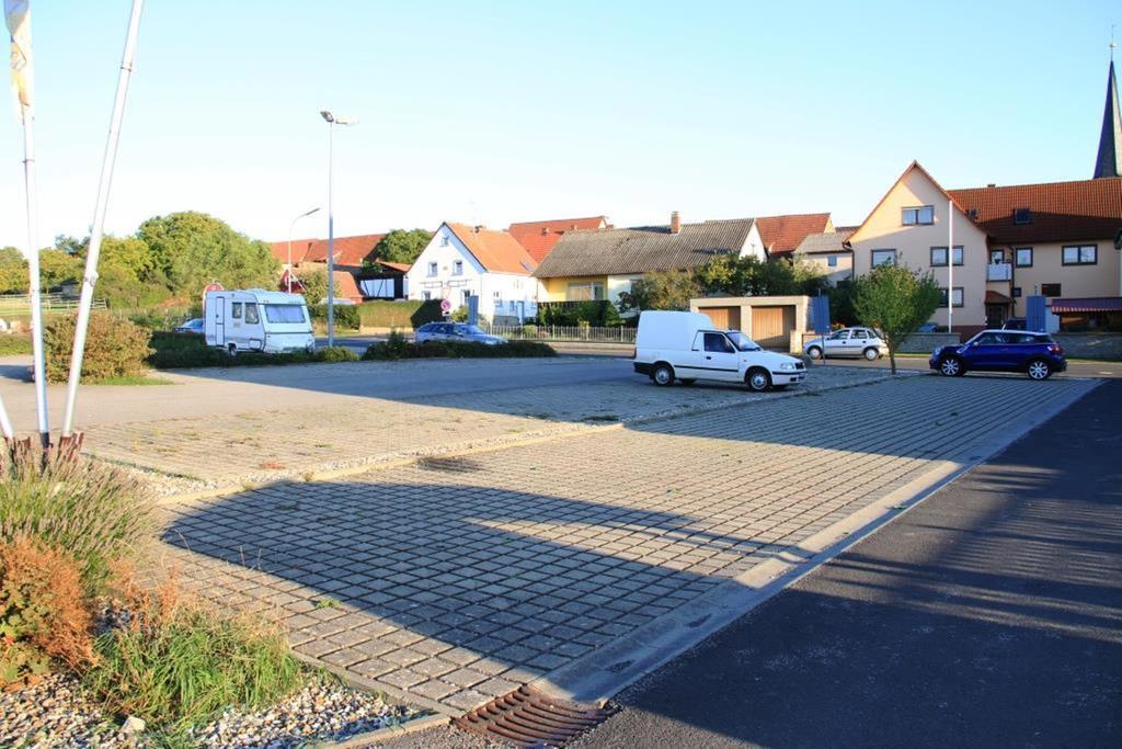 Motel Landgasthof Frankentor Wasserlosen Exteriér fotografie